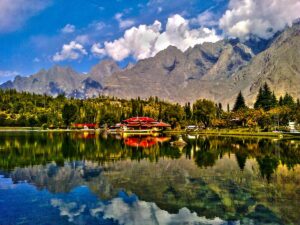 Shangrilla_Resorts_Skardu_Kachura_Lake